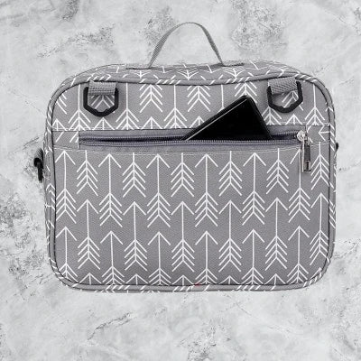 Sac de voyage bébé imperméable BabyBag™ avec rangements intelligents pour couches, vêtements et biberons lors des déplacements