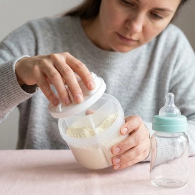 Boite doseuse lait Rotation facile du couvercle