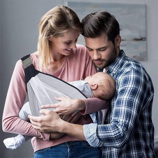 Echarpe de portage  favorise le lien parent-bébé